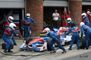 A1GP: get the low-down on a Team GB pitstop