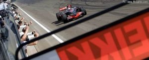 F1: Kovalainen wins as Massa is robbed on brink