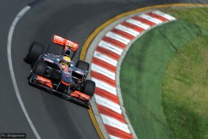 F1: McLaren fastest in Melbourne practice as Ferrari bide their time